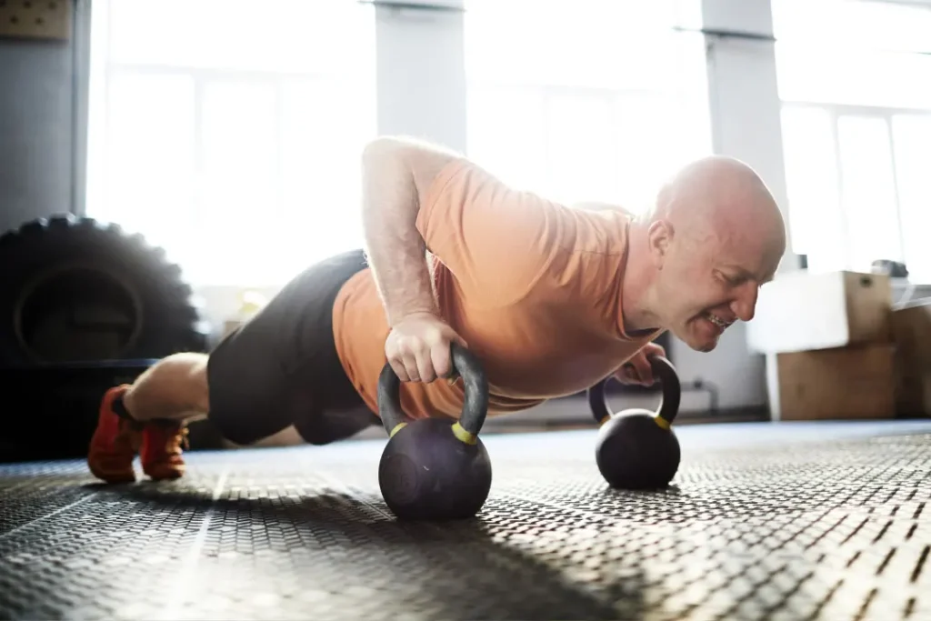 Old man doing exercise. 